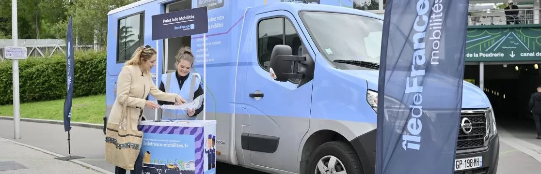 Illustration : l'Agence Mobile au plus près des territoires