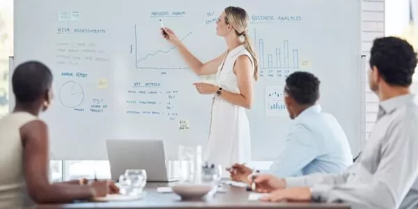 Mieux mesurer pour mieux agir : piloter, organiser et évaluer l'action municipale